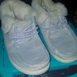 Hey Dude Kids Light Gray Fur-Lined Slippers